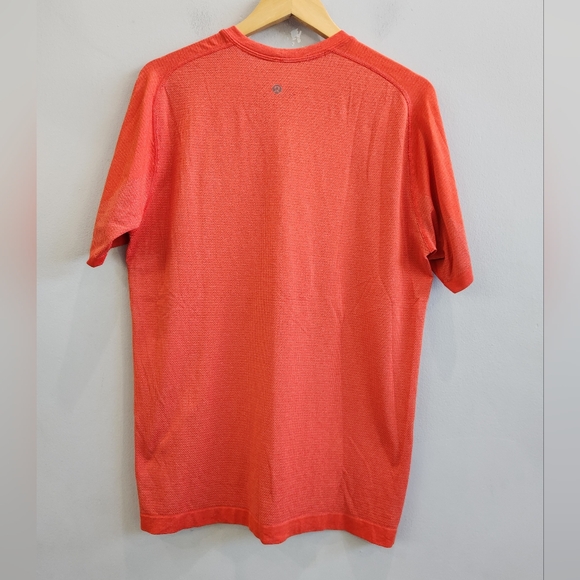 Lululemon Metal Vent Tech Orange Shirt Short Sleeve Athletic Workout Men's Large - Picture 4 of 7